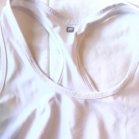 Tank top bundle - Picture 9 of 9